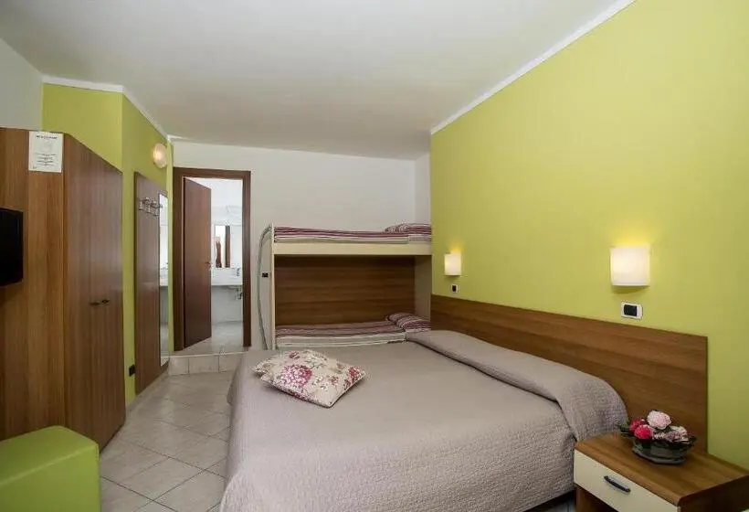 Economy Quadruple Room, Residenza Pesce D Oro