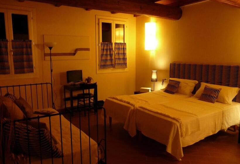 غرفة قياسية, Locanda Della Fiorina