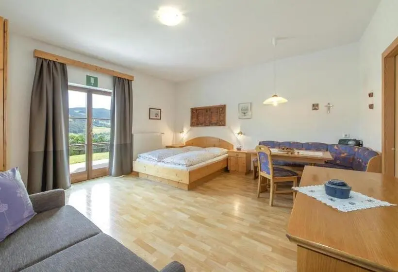 スタンダードスタジオ, Ferienbauernhof Wieserhof