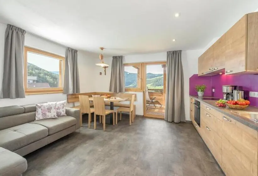 バルコニー付き１ベッドルームアパートメント, Ferienbauernhof Wieserhof