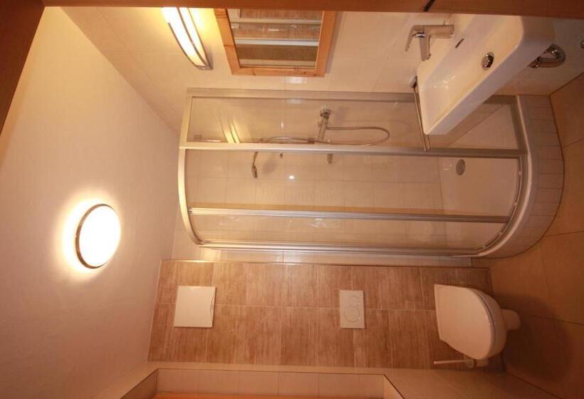 غرفة عائلية, Landgasthof Kirchenwirt