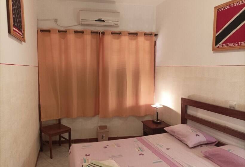 آپارتمان 2 خوابه, Edificio Magico