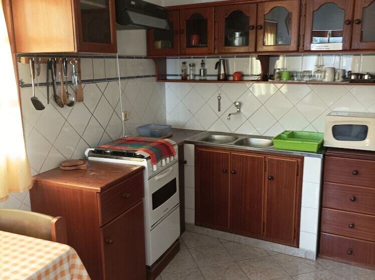 آپارتمان 1 خوابه, Edificio Magico