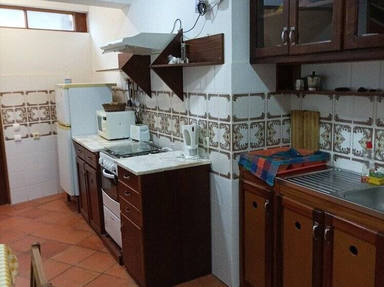 اتاق استاندارد, Edificio Magico