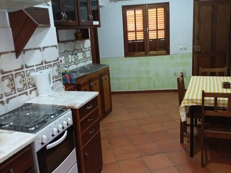 اتاق استاندارد, Edificio Magico