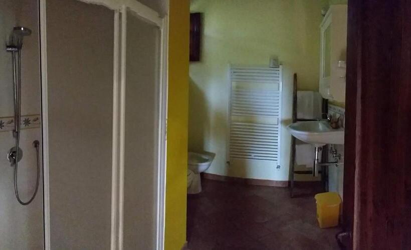 חדר משפחתי, Agriturismo Scannano