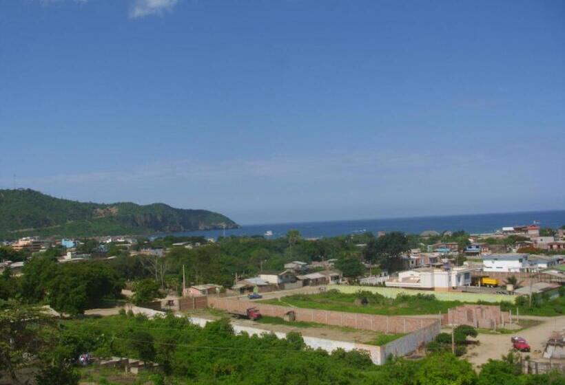 غرفة قياسية ثلاثية, Hostal Alcazaba