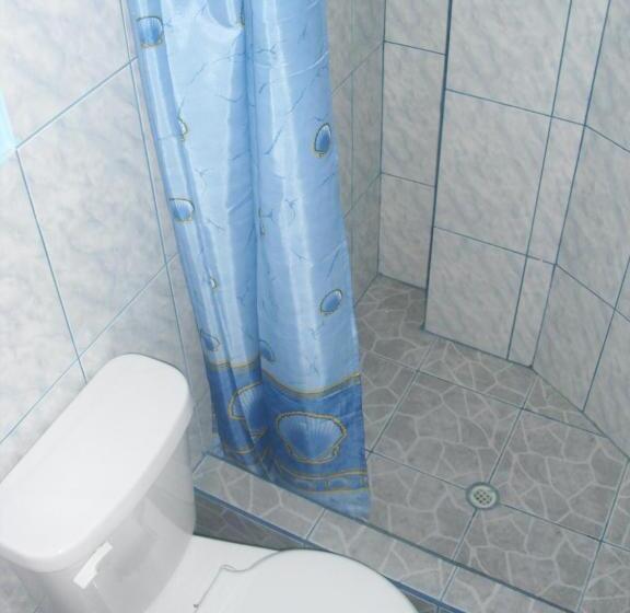 غرفة قياسية مطلّة علي البحر, Hostal Alcazaba