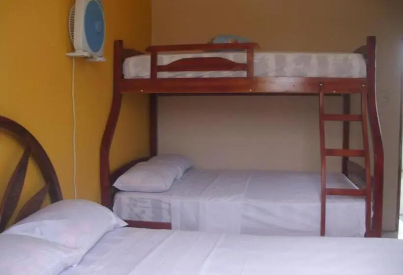 اتاق خانوادگی, Hostal Alcazaba