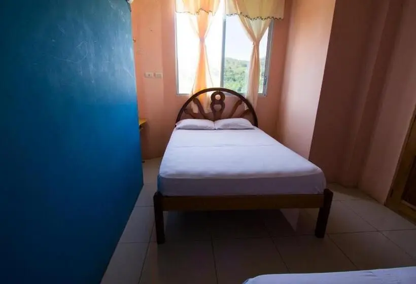 اتاق استاندارد یک نفره, Hostal Alcazaba