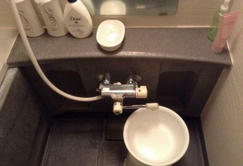 غرفة قياسية حمام مشترك, Raumu San So