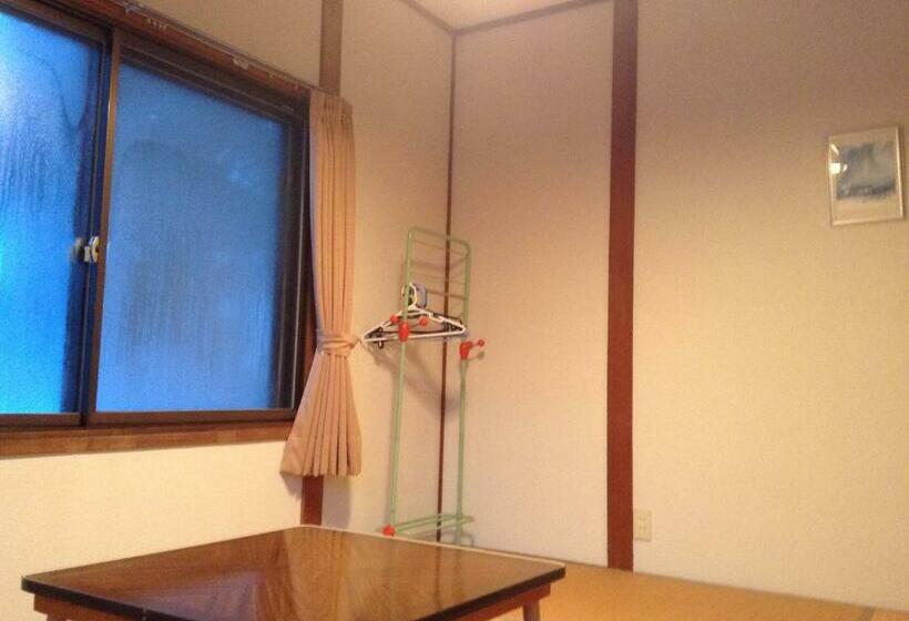 غرفة قياسية حمام مشترك, Raumu San So