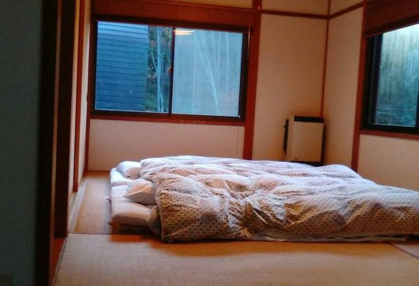 غرفة قياسية رباعية حمام مشترك, Raumu San So