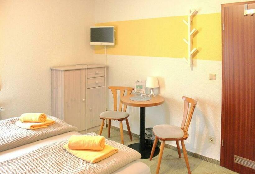 غرفة قياسية, Pension An Der Kamske