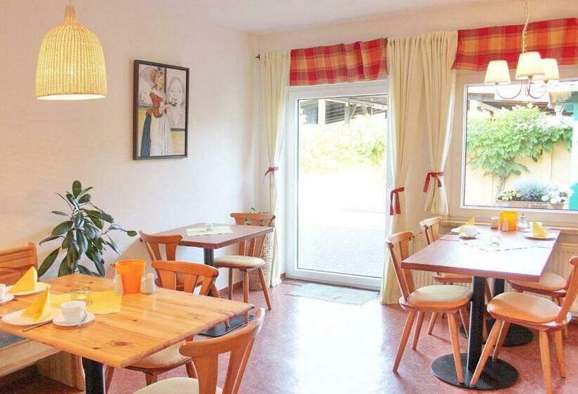 غرفة قياسية, Pension An Der Kamske