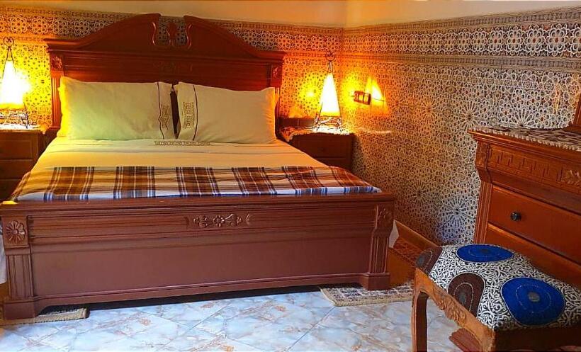 جناح, Riad Dar Al Fassia