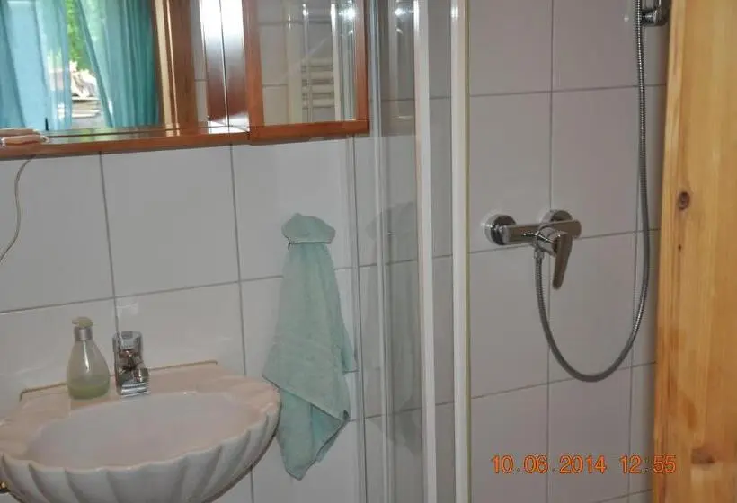 Standard Yhden Hengen Huone, Gasthof Zur Post