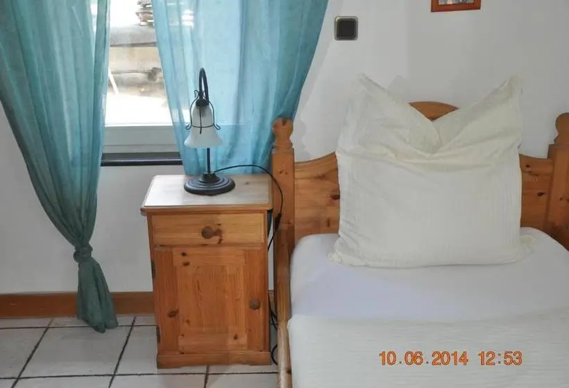 Standard Yhden Hengen Huone, Gasthof Zur Post