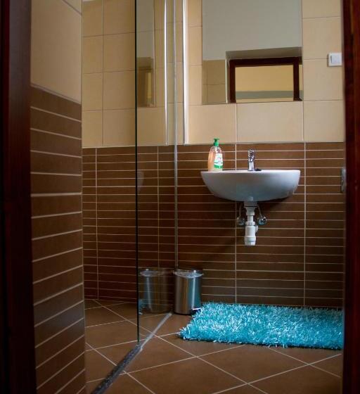 غرفة قياسية, La Pergola & Prestige Panzió