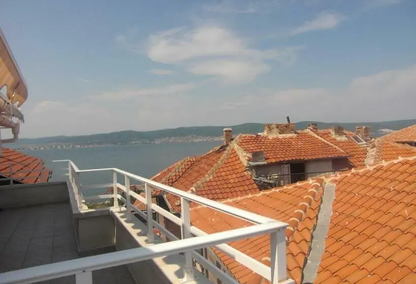 اتاق استاندارد سه تخته با بالکن, Guest House Antoaneta