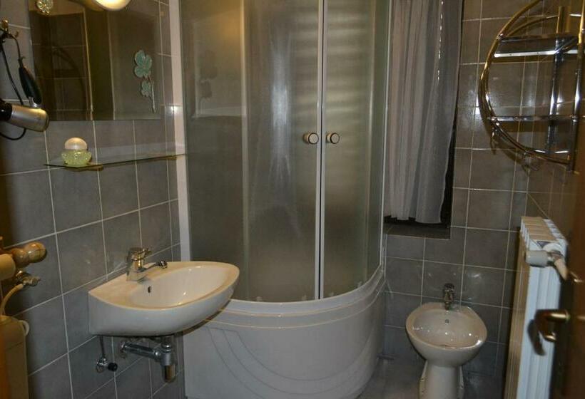 اتاق استاندارد چهار تخته, Guest House Kmečki Hram Fortuna