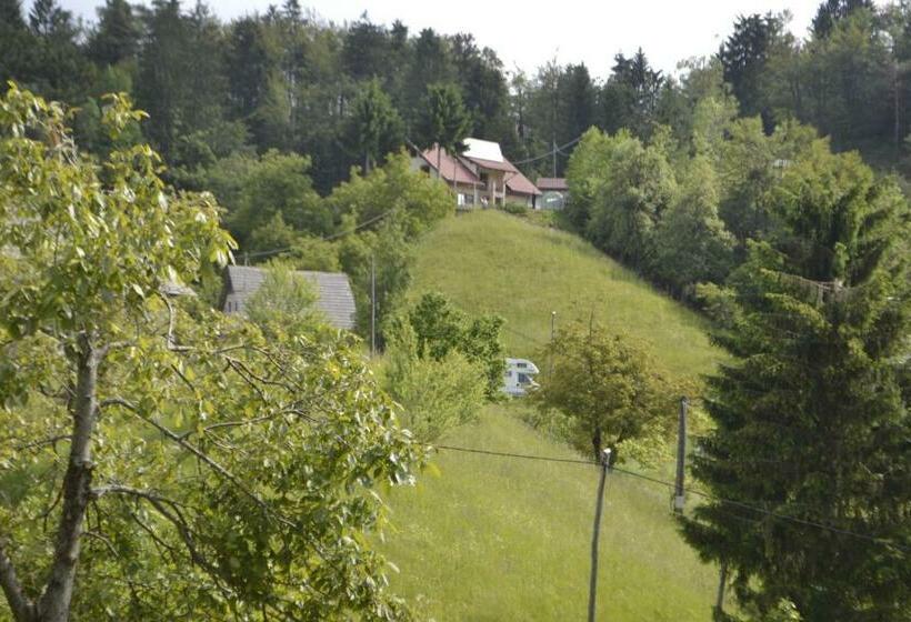 اتاق استاندارد چهار تخته, Guest House Kmečki Hram Fortuna