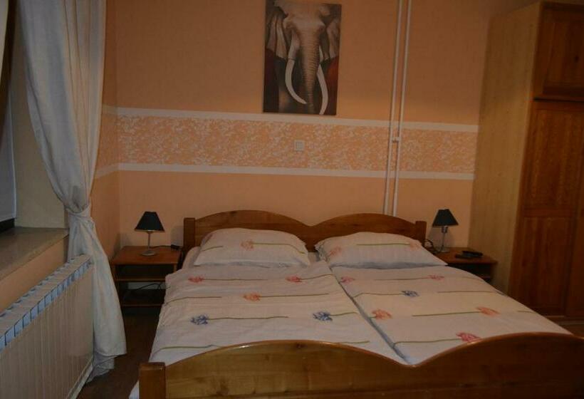 اتاق استاندارد چهار تخته, Guest House Kmečki Hram Fortuna