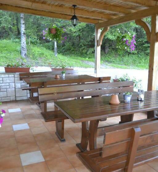 اتاق استاندارد چهار تخته, Guest House Kmečki Hram Fortuna