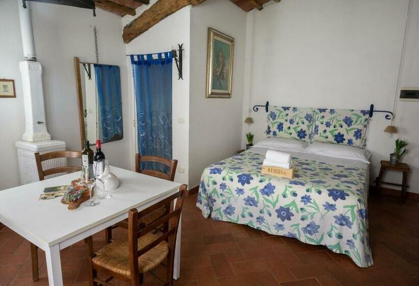 带花园景观的标准工作室, Agriturismo Colle Vento