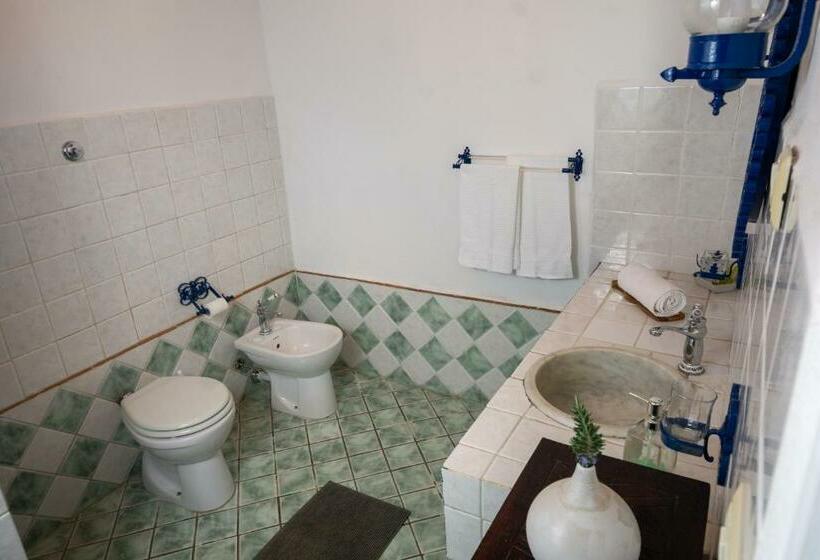 带花园景观的标准工作室, Agriturismo Colle Vento