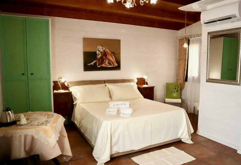 プールの見えるデラックスルーム, Le Querce Di Cota