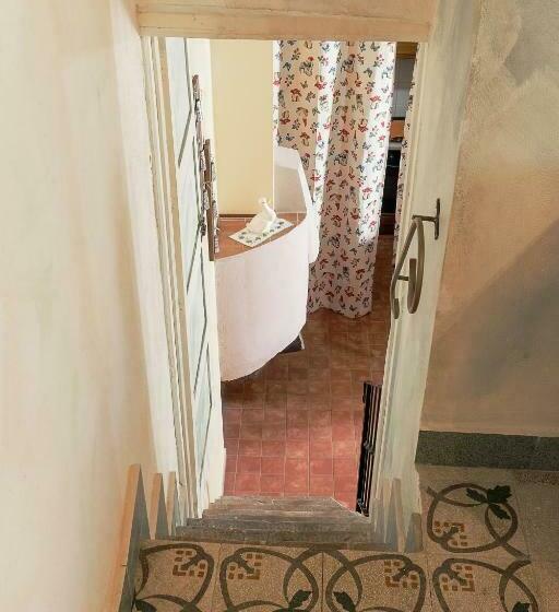 庭の見える1ベッドルームアパートメント, Le Querce Di Cota