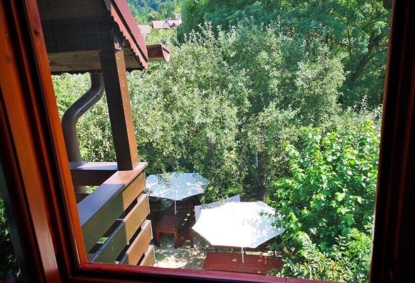 キングサイズベッドのスタンダードルーム, Casa Camelia