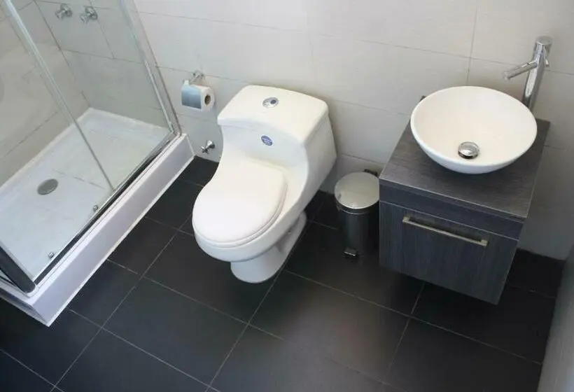اتاق استاندارد یک تخته با سرویس بهداشتی مشترک, Hostal Buró