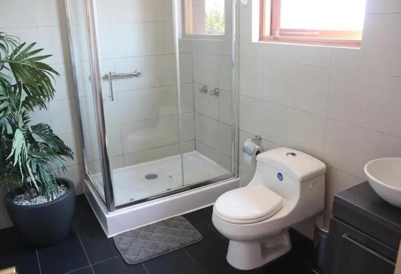 اتاق استاندارد با سرویس بهداشتی مشترک, Hostal Buró