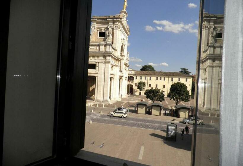 Люкс Повышенной Комфортности, Piazza Degli Angeli