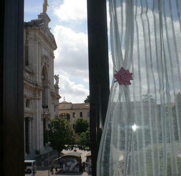 Люкс Повышенной Комфортности, Piazza Degli Angeli