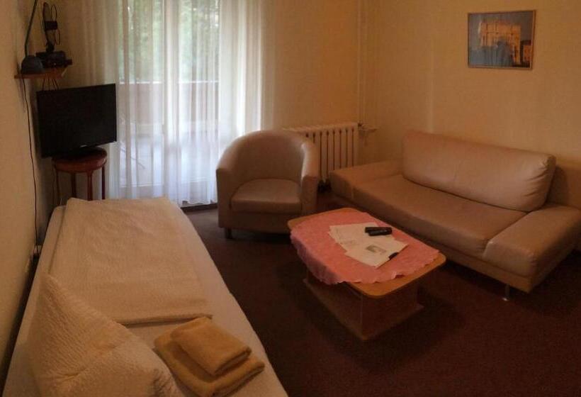 带3个卧室的公寓, Pension An Der Havelbucht