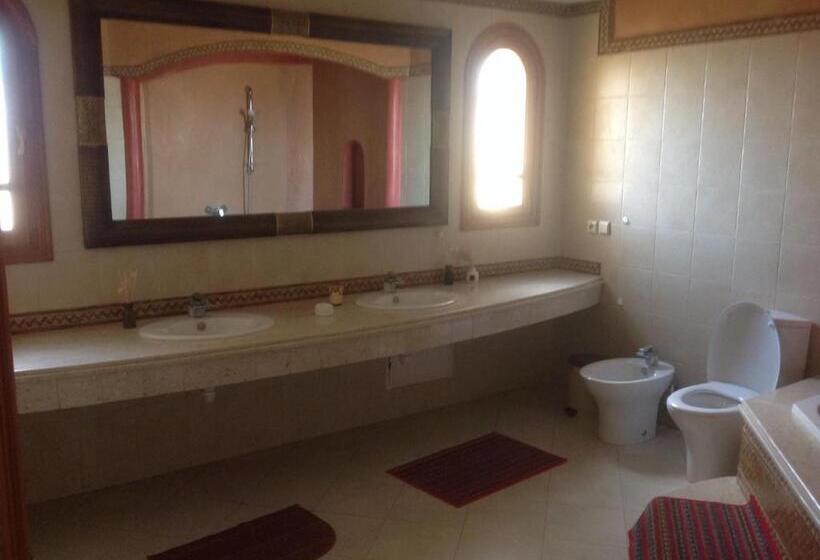 اتاق لوکس, Riad Noumidya