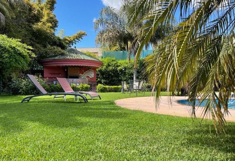 اتاق لوکس, Riad Noumidya