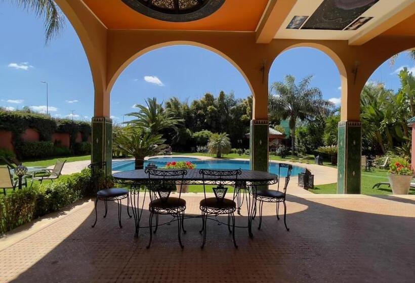 اتاق لوکس, Riad Noumidya