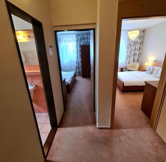 패밀리 룸, Villa ďurčík