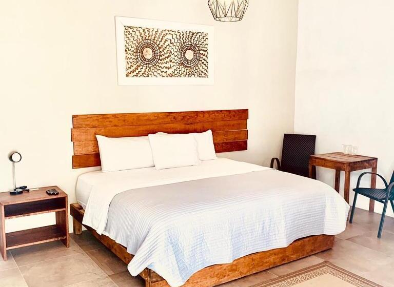 Standardzimmer Kingsize Bett, Villa Maria