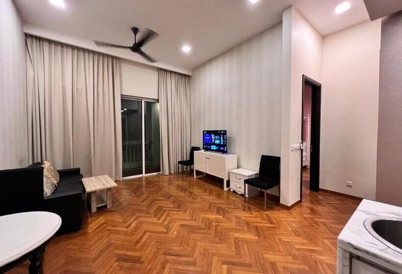 סוויטה עם מרפסת, Profolio @ Straits Quay