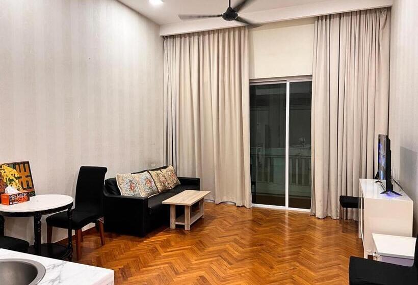 סוויטה עם מרפסת, Profolio @ Straits Quay