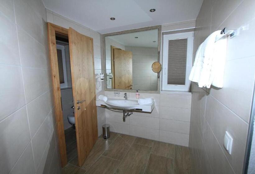شقة غرفتين نوم مزودة بتراس, Relax Apartments