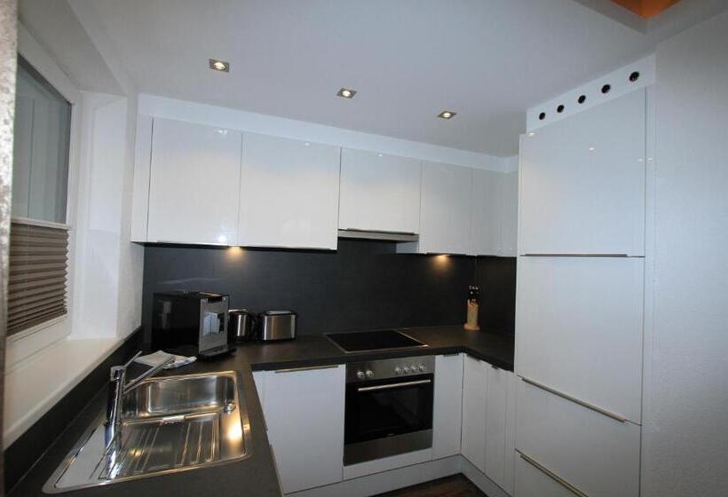 テラスつきの２ベッドルームアパートメント, Relax Apartments