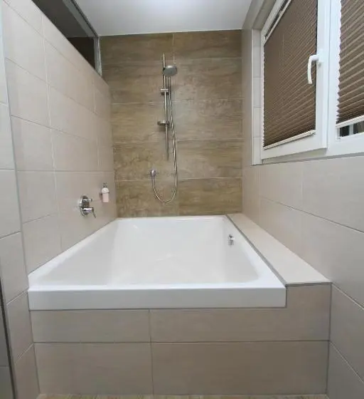 １ベッドルームペントハウスアパート, Relax Apartments