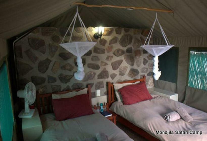 اتاق استاندارد, Mondjila Safari Camp