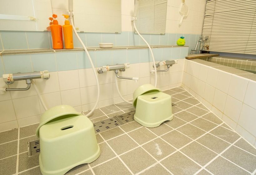 חדר סטנדרט חדר אמבטיה משותף, A Yard